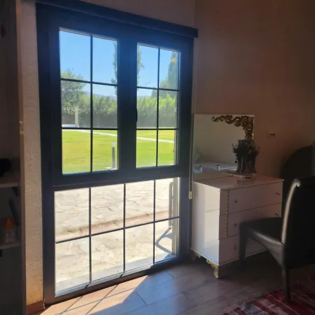 Erdem Ciftligi/ Ephesus Arena Apartment