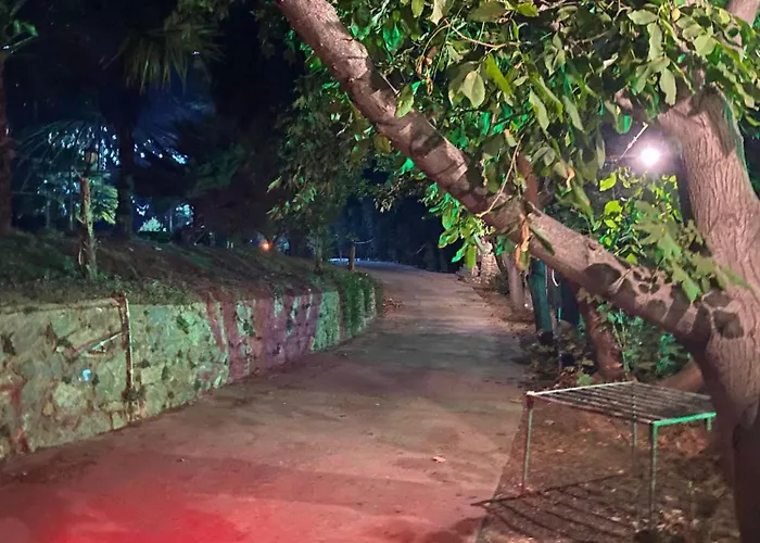 Erdem Ciftligi/ Ephesus Arena Apartman *