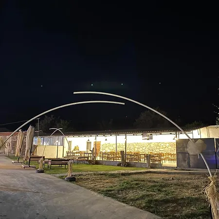 Lägenhet Erdem Ciftligi/ Ephesus Arena *