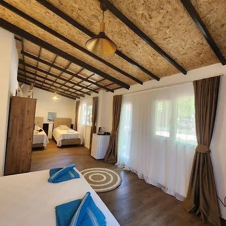 Lägenhet Erdem Ciftligi/ Ephesus Arena *