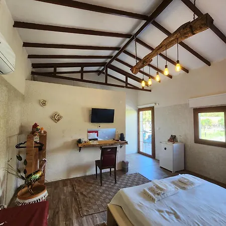 Erdem Ciftligi/ Ephesus Arena Lägenhet *